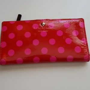 Kate Spade Wallet NWOT New Price!